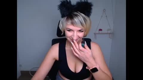 Mishelle online show from 02.08.26