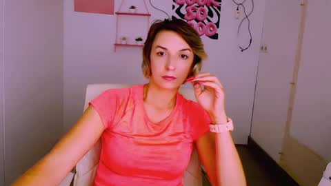Snapshot of mishelle_blondie chatting on 07.07.26 Mishelle online show from 07.07.26