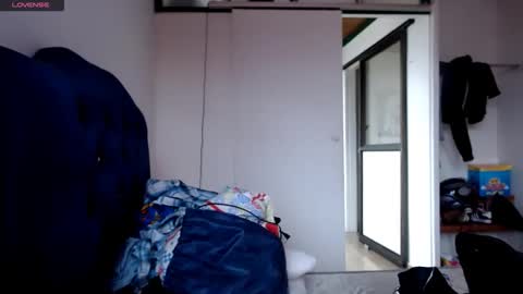 Nicol online show from 04.11.26