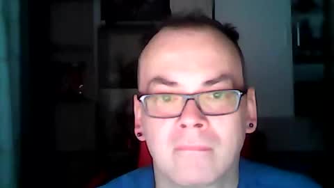 Snapshot of miso26378 chatting on 10.19.25 michellino online show from 10.19.25