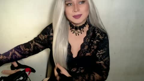 miss_4cuck_ online show from 07.04.26