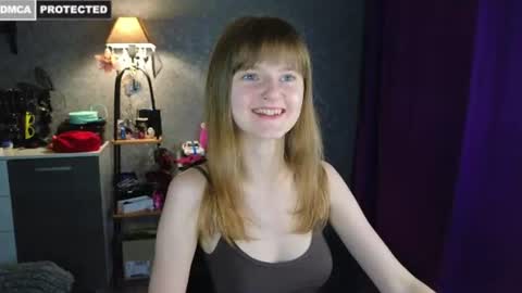 Snapshot of miss___alisa chatting on 07.18.26 Alisa NONNUDE online show from 07.18.26
