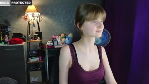 Snapshot of miss___alisa chatting on 08.07.26 Alisa NONNUDE online show from 08.07.26