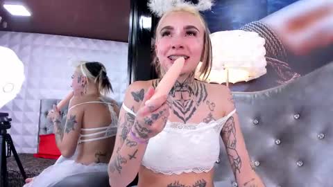 miss___angel online show from 02.08.25