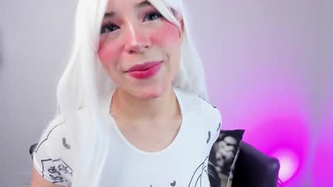 Daphne online show from 10.25.25