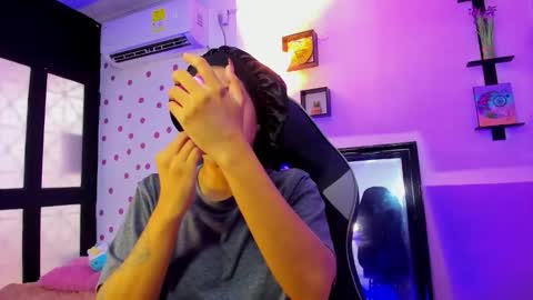 Akemi 3 online show from 10.22.25