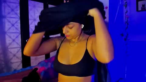 Akemi 3 online show from 11.03.25