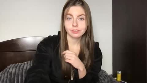 miss angel  online show from 12.14.25