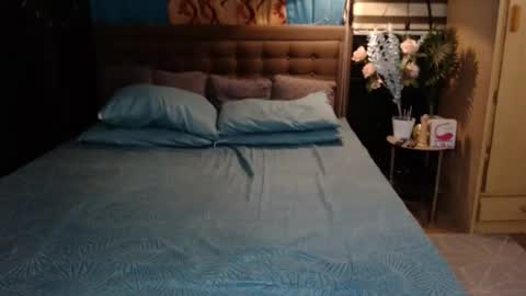 miss angelic15 online show from 10.18.25