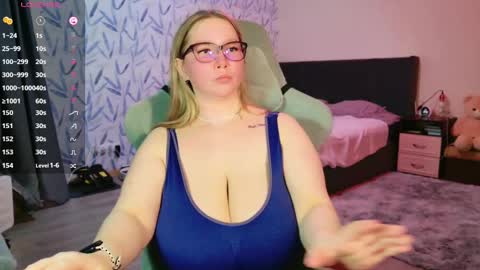 Snapshot of miss_anna909 chatting on 02.26.25 Anna online show from 02.26.25