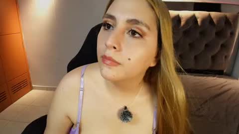 Anny online show from 11.24.25