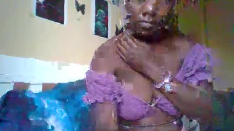 Snapshot of miss_atitude chatting on 10.06.25 miss_atitude online show from 10.06.25