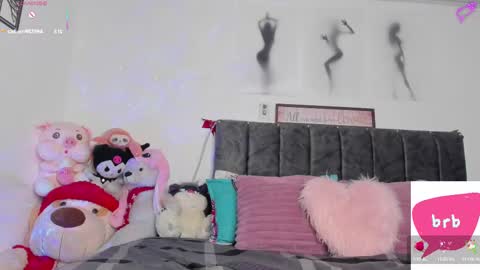 Snapshot of miss_brunette_ chatting on 03.07.25 lucy 3 online show from 03.07.25