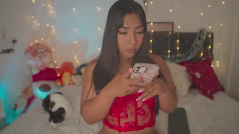 Snapshot of miss_brunette_ chatting on 12.16.25 lucy 3 online show from 12.16.25