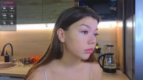 Snapshot of miss_bubbles chatting on 10.29.25 Sandy online show from 10.29.25