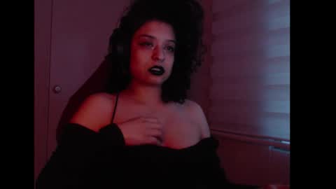 Snapshot of miss_carmila chatting on 10.06.25 Miss Carmila online show from 10.06.25