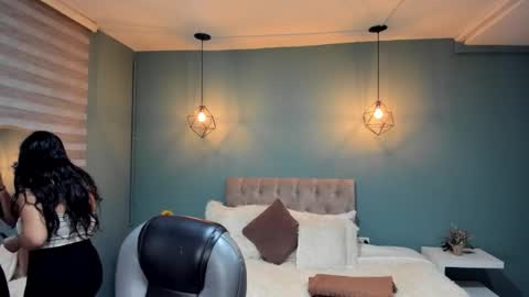 Cataleya online show from 10.28.25