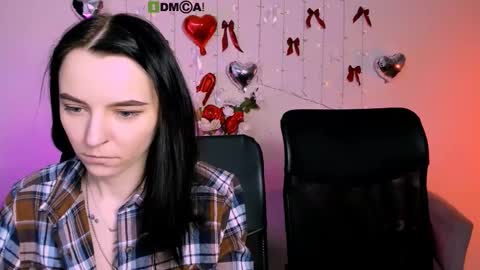 miss_courtney online show from 03.04.26