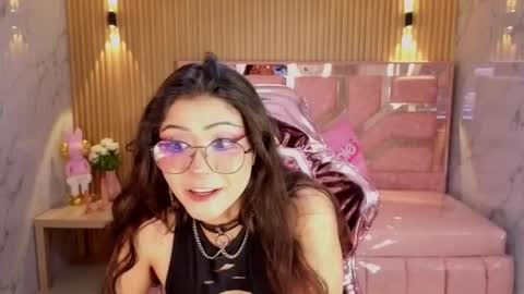 Snapshot of miss_devil_s chatting on 01.08.26 miss_devil_s online show from 01.08.26