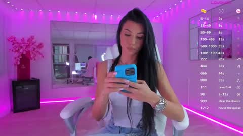 Snapshot of miss_diamond__ chatting on 05.10.26 miss_diamond__ online show from 05.10.26