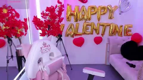 Snapshot of miss_dolly1 chatting on 02.18.25 Melanie online show from 02.18.25