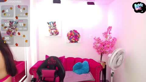 Snapshot of miss_dolly1 chatting on 10.21.25 Melanie online show from 10.21.25