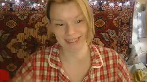 Elis online show from 10.07.25