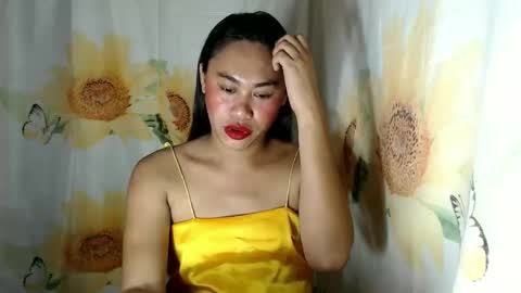 Snapshot of miss_eva2025 chatting on 04.25.26 Eva online show from 04.25.26