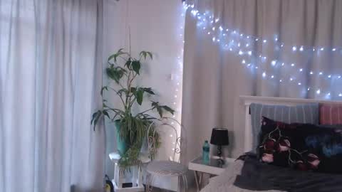 Miss EVA  Email misseva123xxx online show from 12.23.24