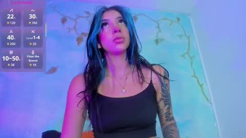 miss_evans_ online show from 10.14.25