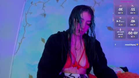 miss_evans_ online show from 11.19.25