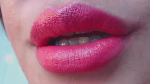 Miss Evoleth online show from 12.06.24