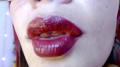 Miss Evoleth online show from 02.20.25