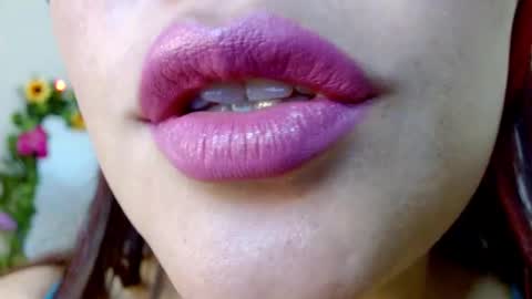 Miss Evoleth online show from 03.06.25