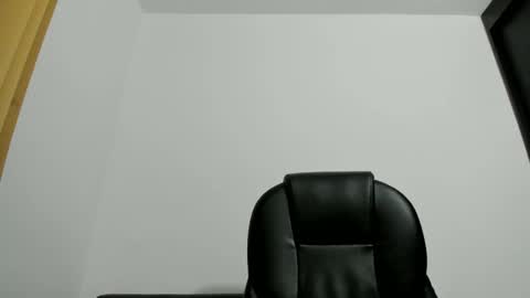 miss_eylens online show from 11.20.25