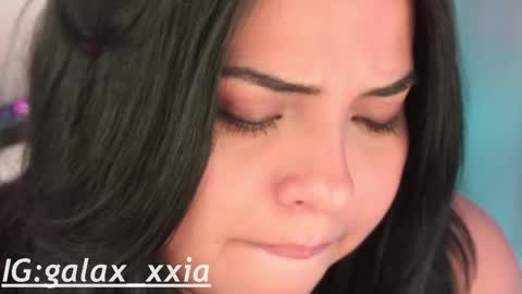  Elisabeth  IG galax xxia       online show from 10.30.25