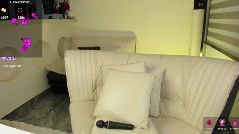 insta    online show from 02.18.25