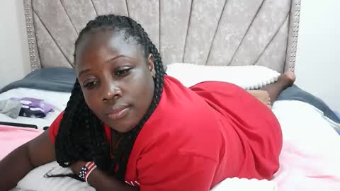 miss_godess online show from 11.17.25