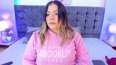 miss_horney online show from 12.21.25