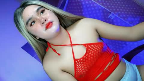 Snapshot of miss_horny139736 chatting on 05.06.26 miss_horny139736 online show from 05.06.26