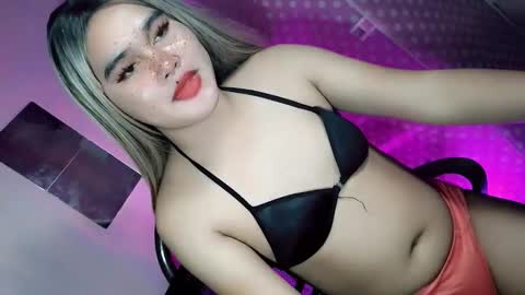 Snapshot of miss_horny139736 chatting on 06.03.26 miss_horny139736 online show from 06.03.26