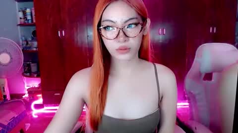 Snapshot of miss_hornydoll chatting on 11.06.25 miss_hornydoll online show from 11.06.25