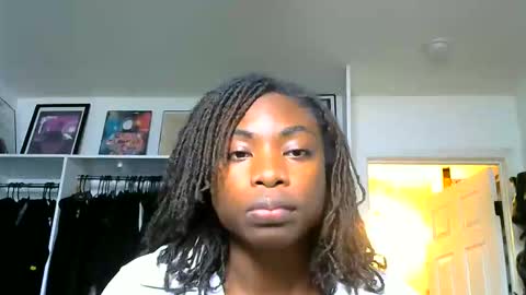 Miss Ivory online show from 04.19.26