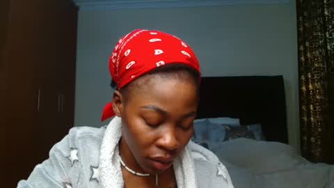 Miss Kiarrafit online show from 01.12.25