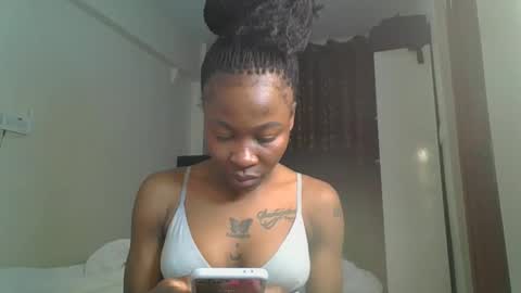 Miss Kiarrafit online show from 11.20.25