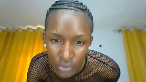 Snapshot of miss_kiki7 chatting on 10.16.25 kiki online show from 10.16.25