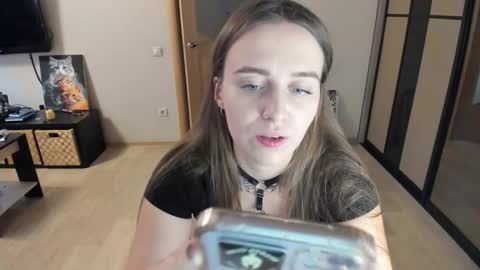 Kitty online show from 10.26.25