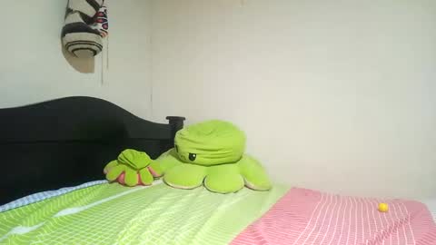 Snapshot of miss_ly_ chatting on 02.21.25 ly independent model online show from 02.21.25