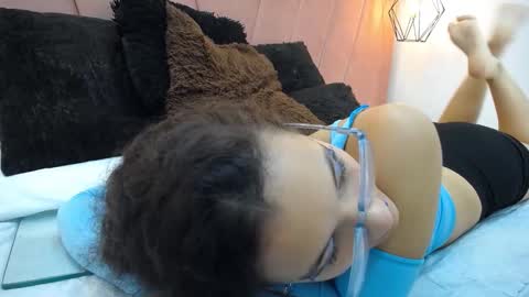 mia online show from 11.13.25