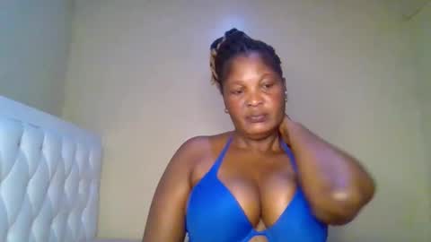 Snapshot of miss_milly1 chatting on 05.31.26 MILLY online show from 05.31.26
